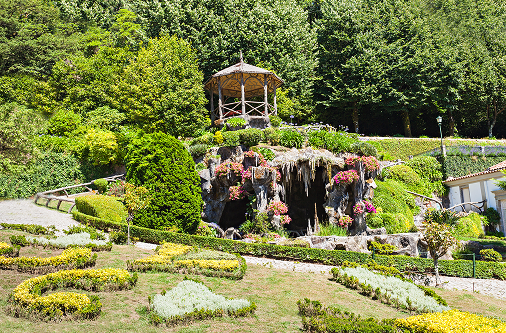 Rooftop garden layout
